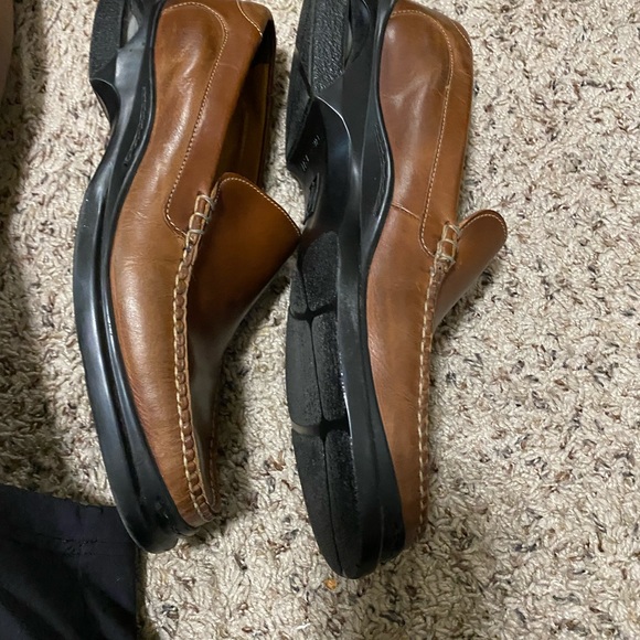 Cole Haan - Picture 3 of 5